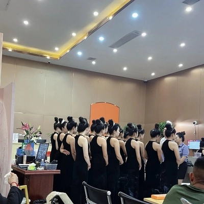 华纳万宝路团队形象展示